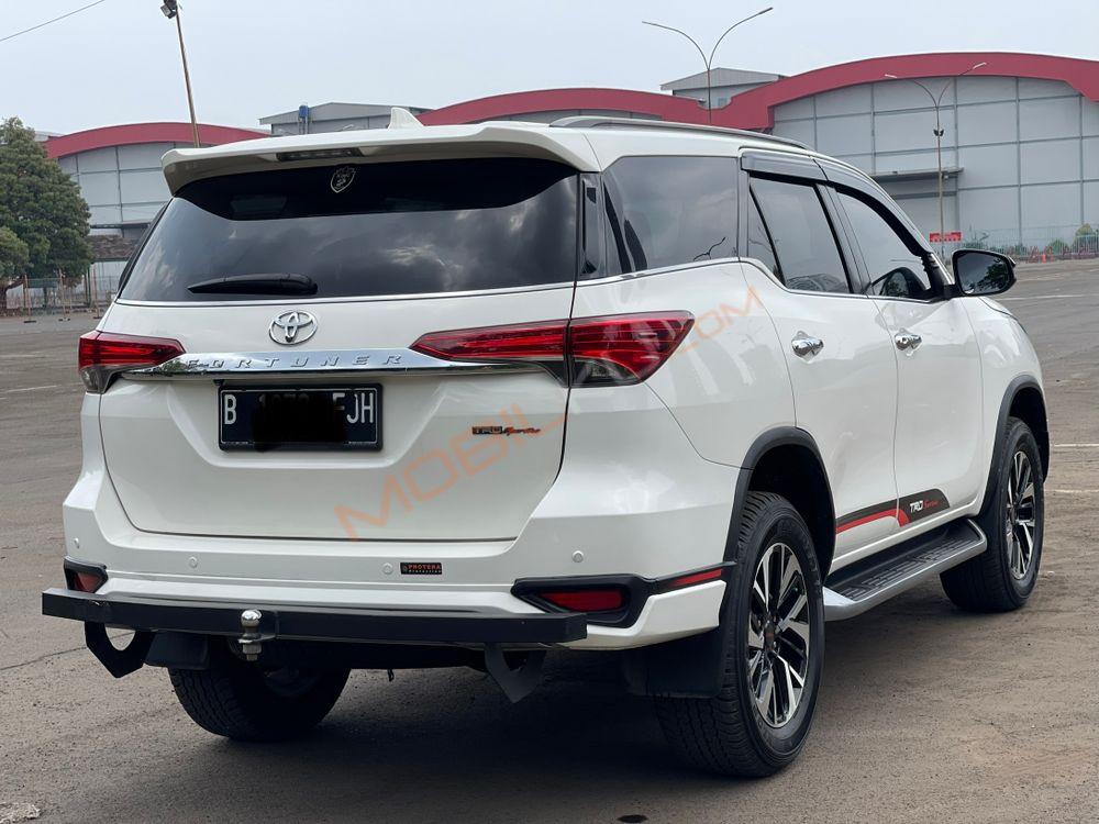 Mobil Toyota Fortuner 2019
