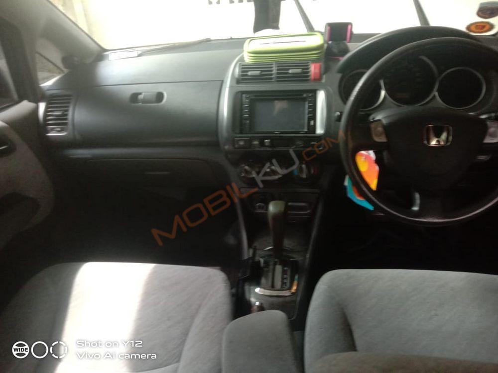 Mobil Honda City Sedan 2003