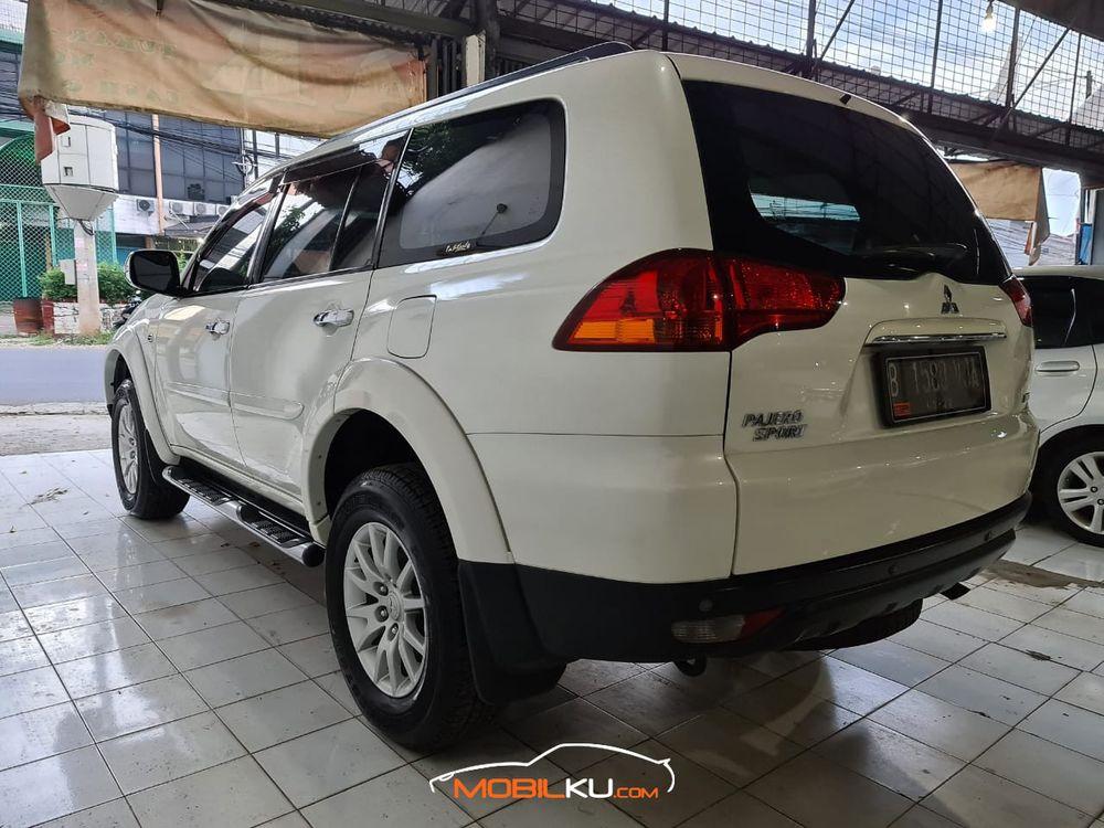 Mobil Mitsubishi Pajero Sport 2012