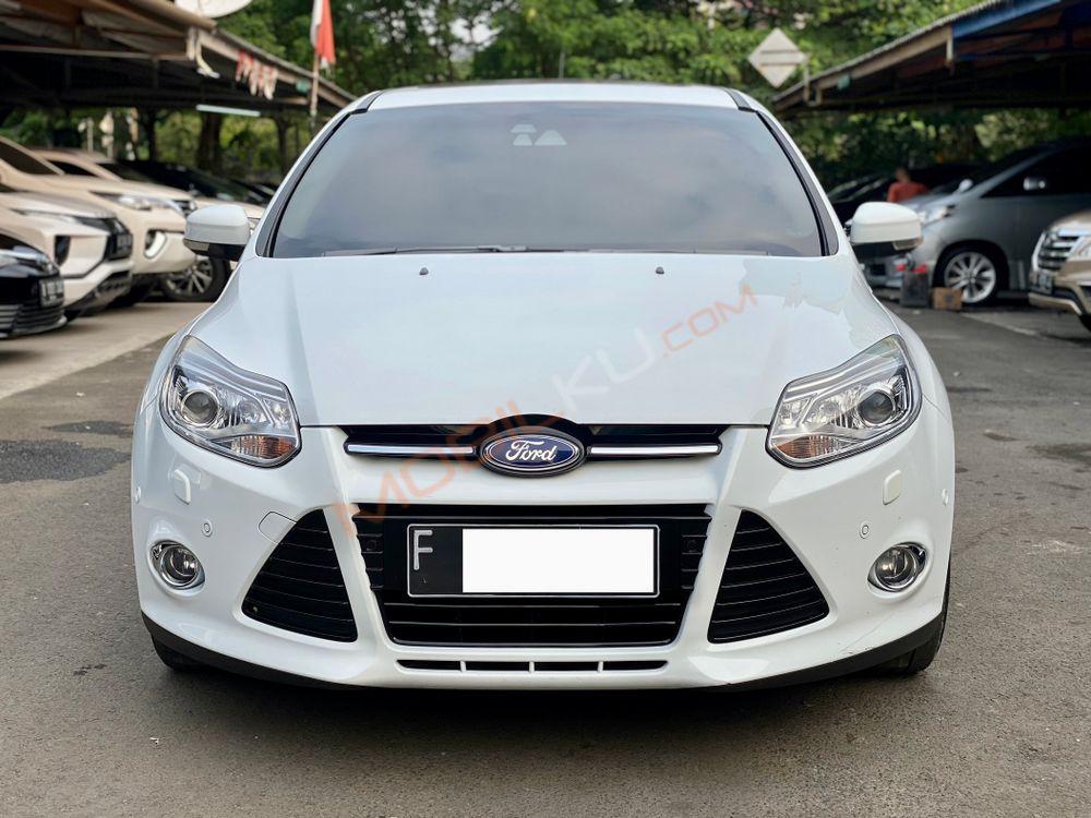 Mobil Ford Focus 2013