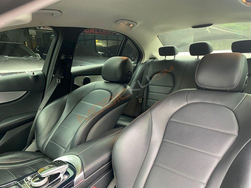 Mobil Mercedes-Benz C-Class 2014