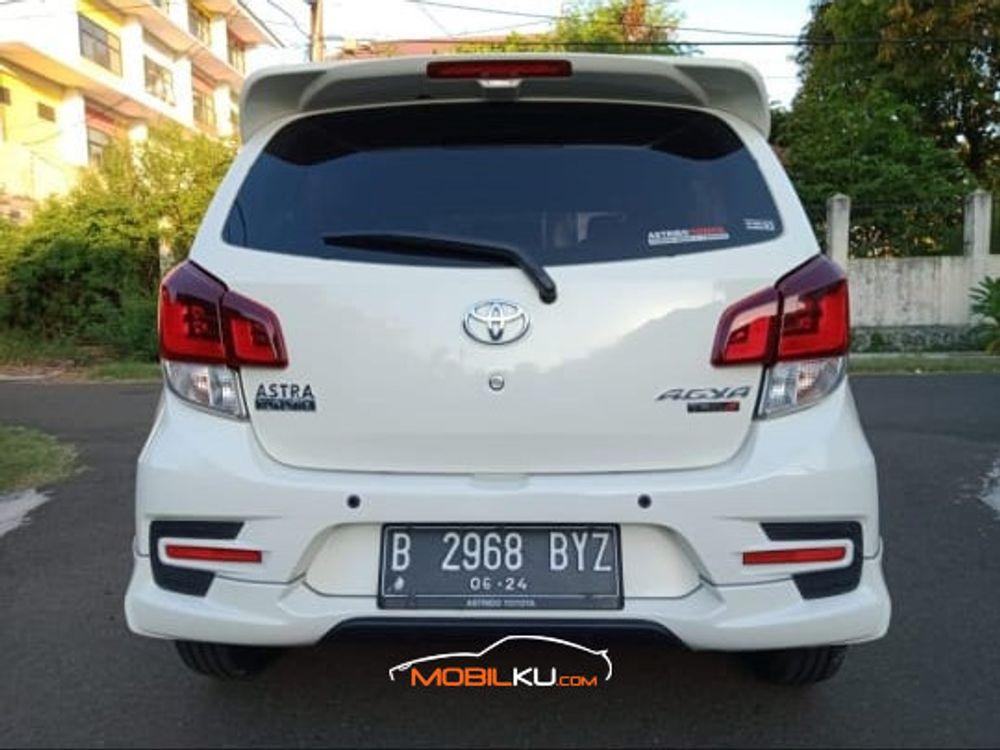 Mobil Toyota Agya 2019