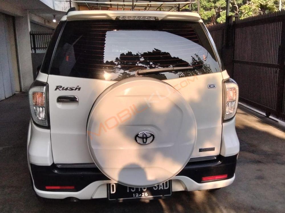 Mobil Toyota Rush 2016