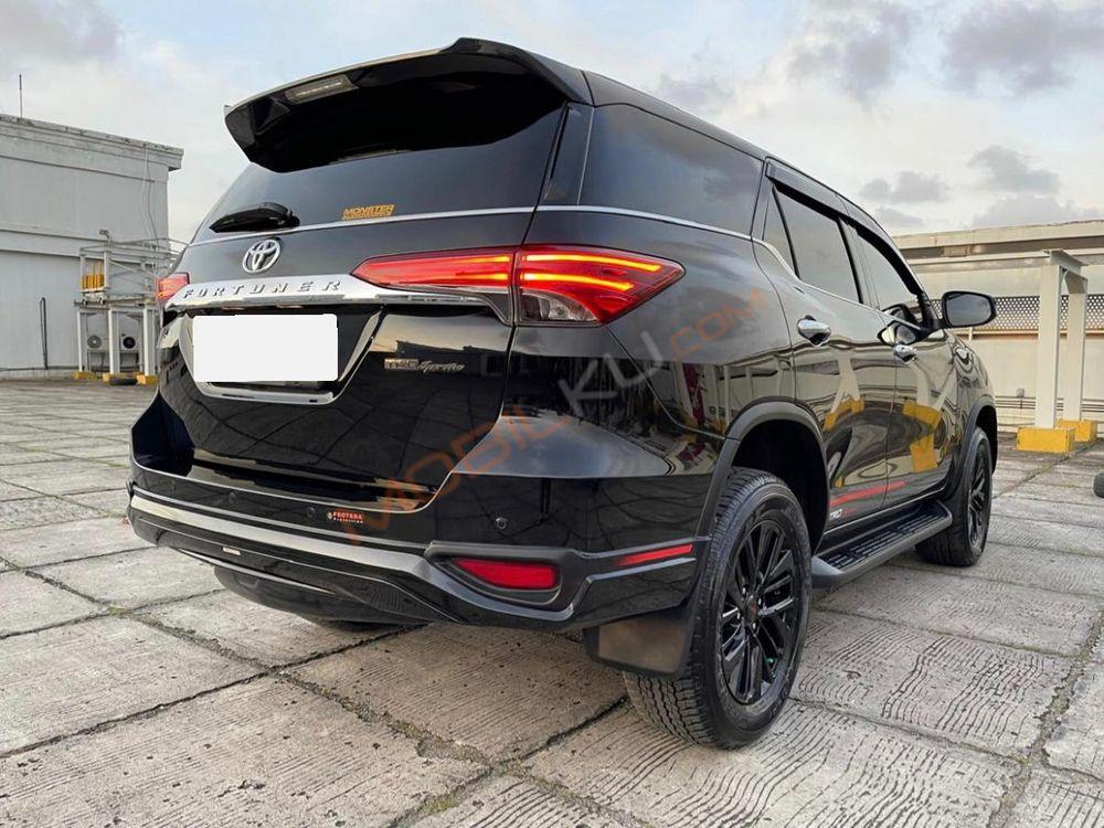 Mobil Toyota Fortuner 2020
