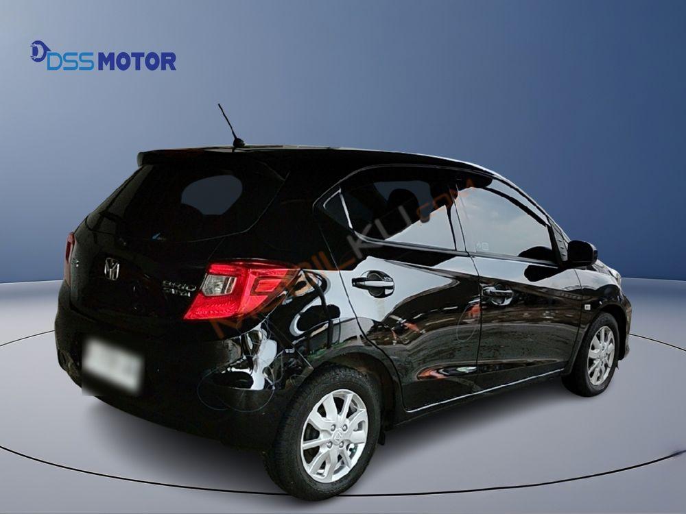 Mobil Honda Brio 2022