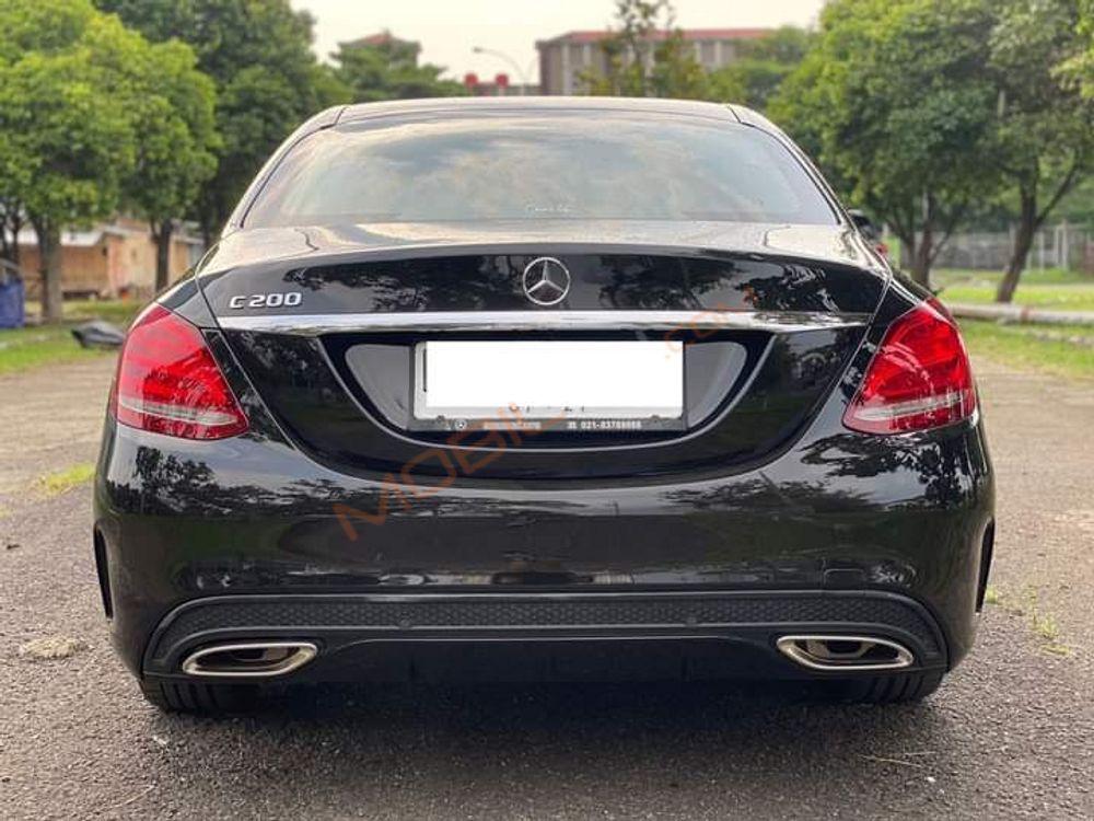 Mobil Mercedes-Benz C-Class 2018