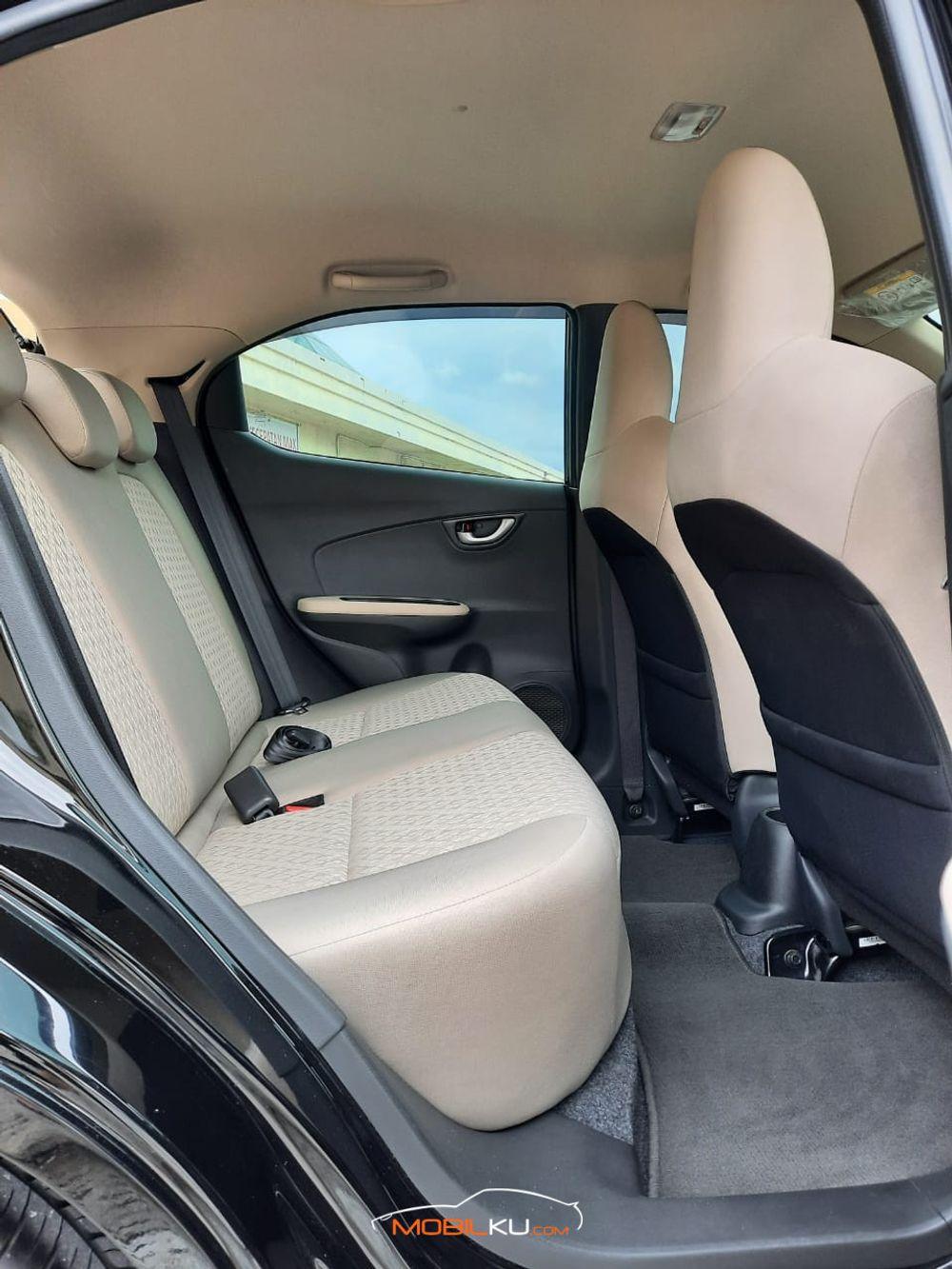 Mobil Honda Brio 2019