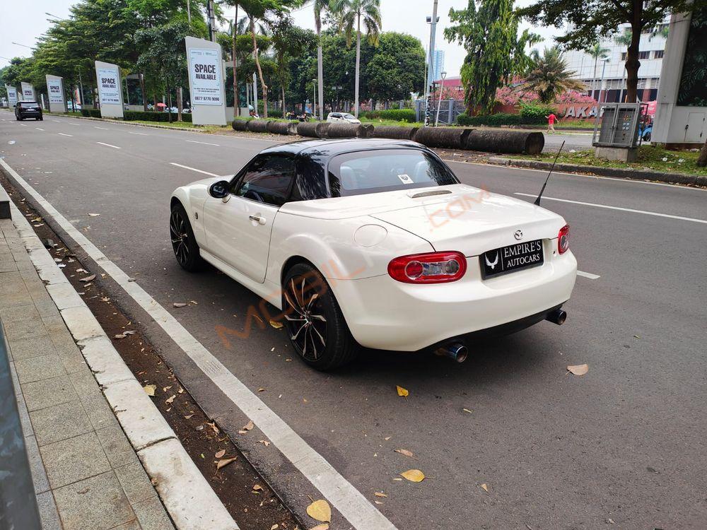 Mobil Mazda MX-5 Miata 2012