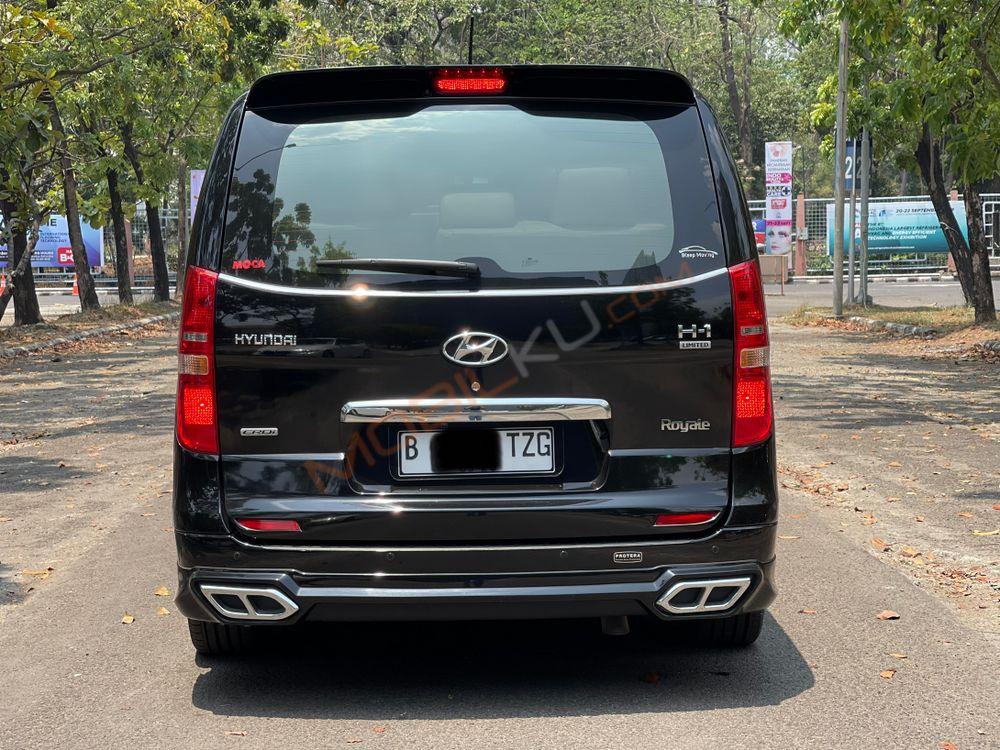 Mobil Hyundai H-1 2018