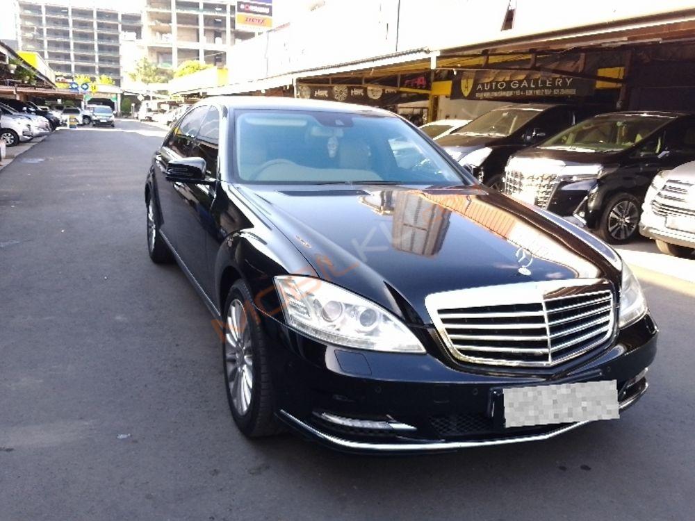 Mobil Mercedes-Benz S-Class 2011