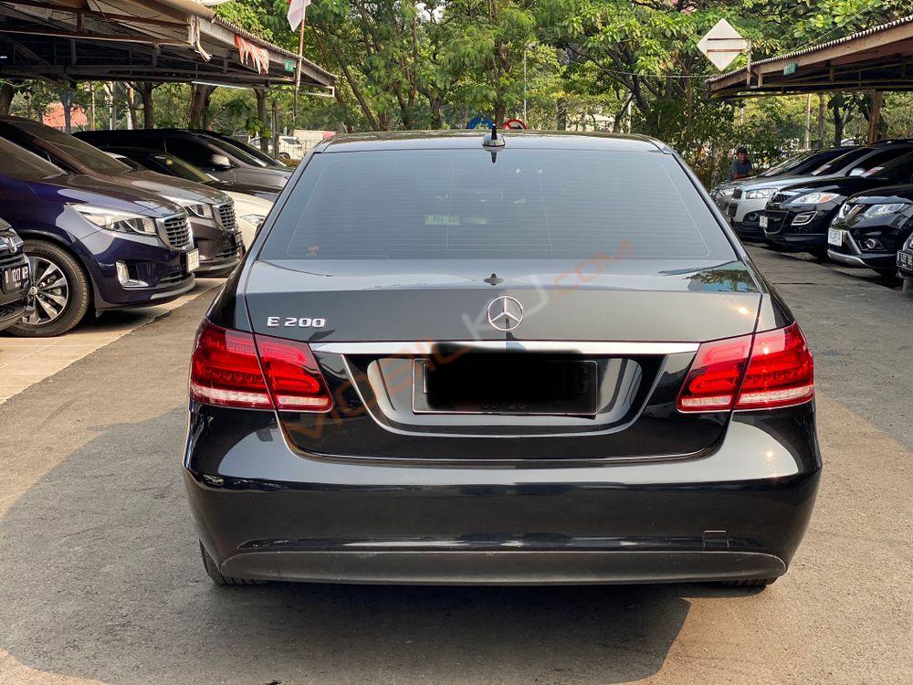 Mobil Mercedes-Benz E-Class 2016