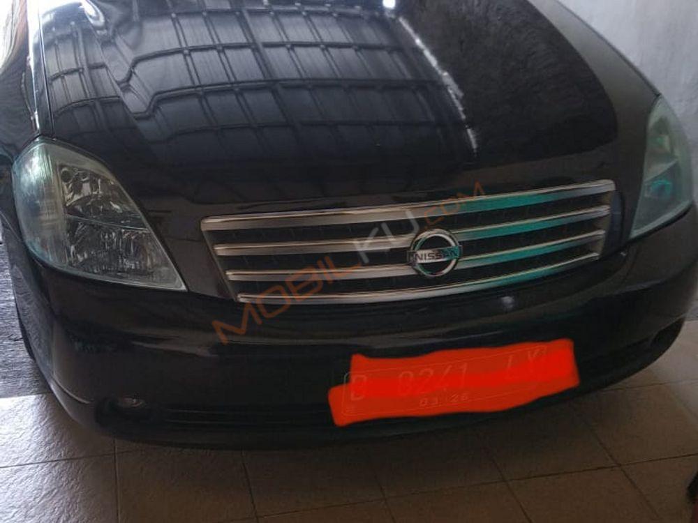 Mobil Nissan Teana 2006