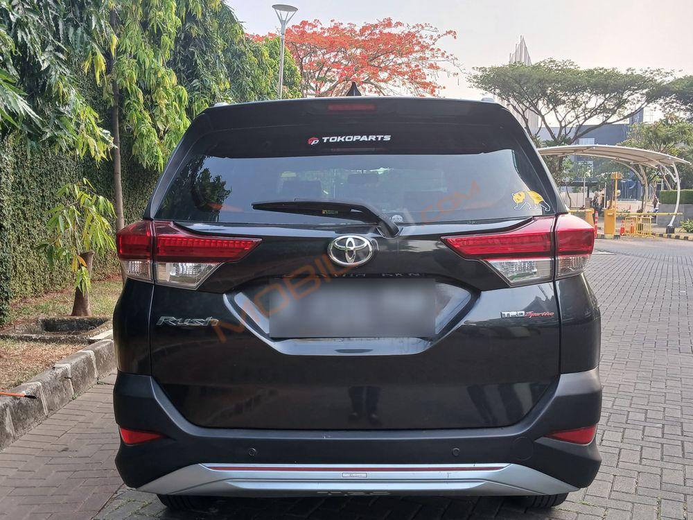Mobil Toyota Rush 2020