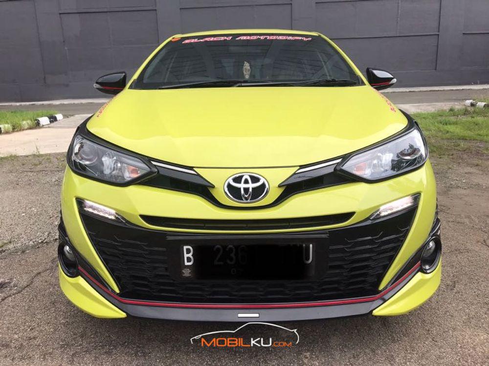 Mobil Toyota Yaris 2019