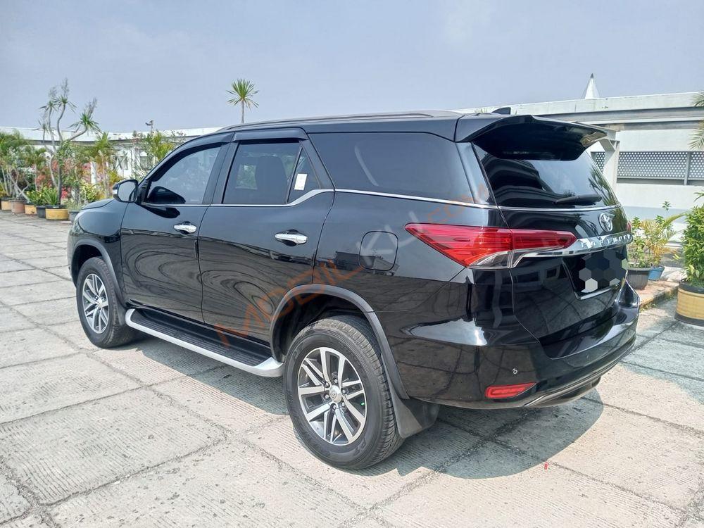 Mobil Toyota Fortuner 2016