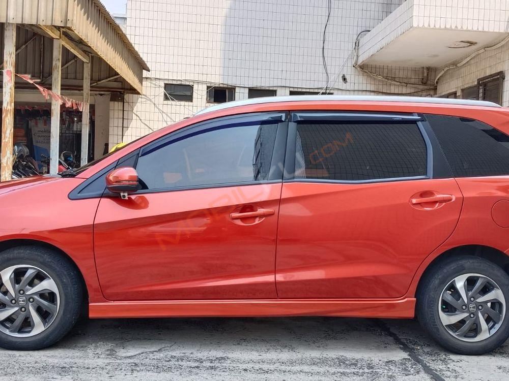 Mobil Honda Mobilio 2017