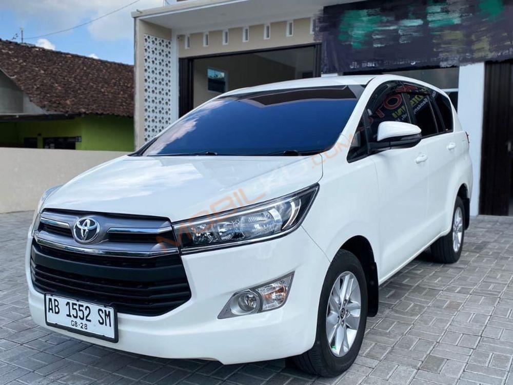 Mobil Toyota Kijang Innova 2020