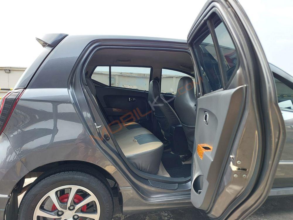 Mobil Daihatsu Ayla 2017