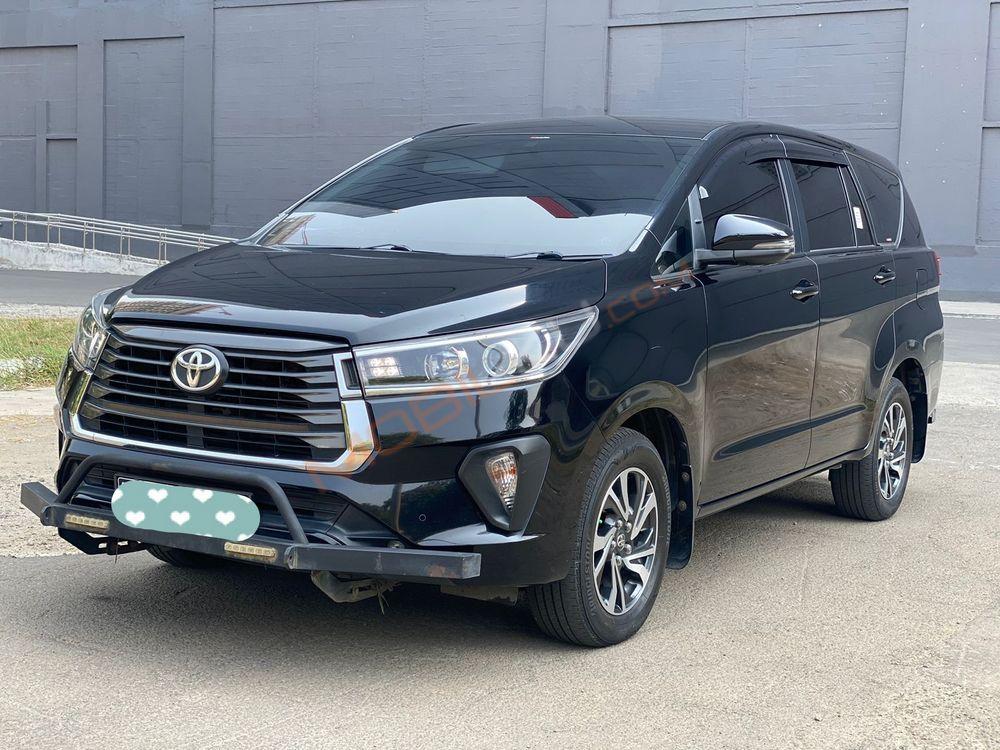 Mobil Toyota Kijang Innova 2021