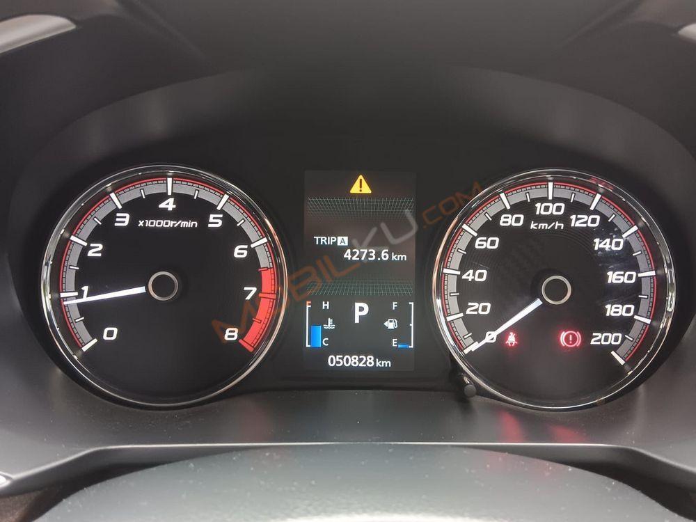 Mobil Mitsubishi Xpander Cross 2021