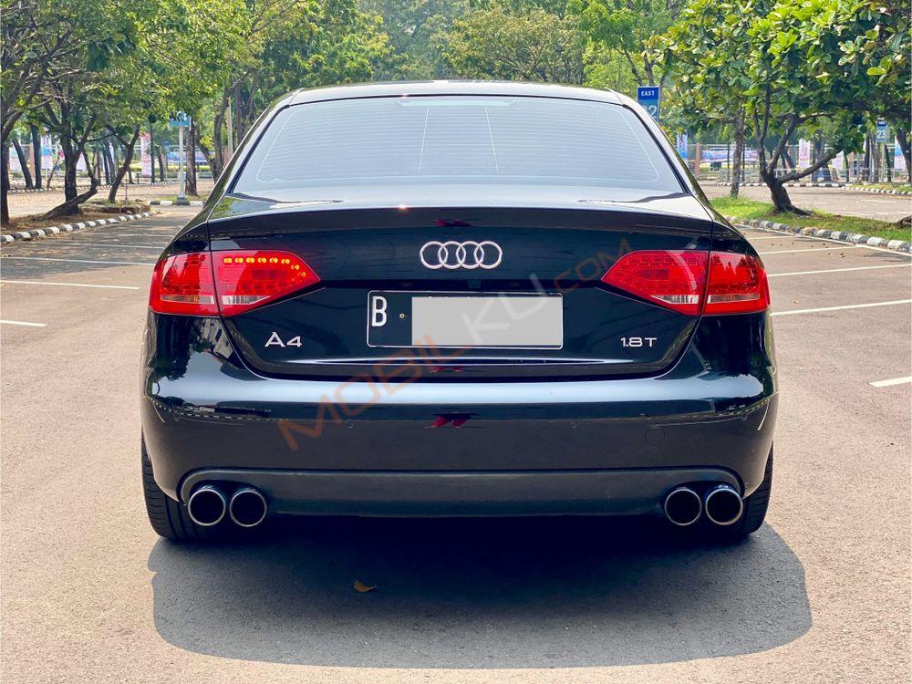 Mobil Audi A4 2010