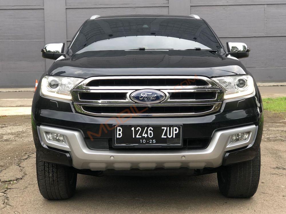 Mobil Ford Everest 2015