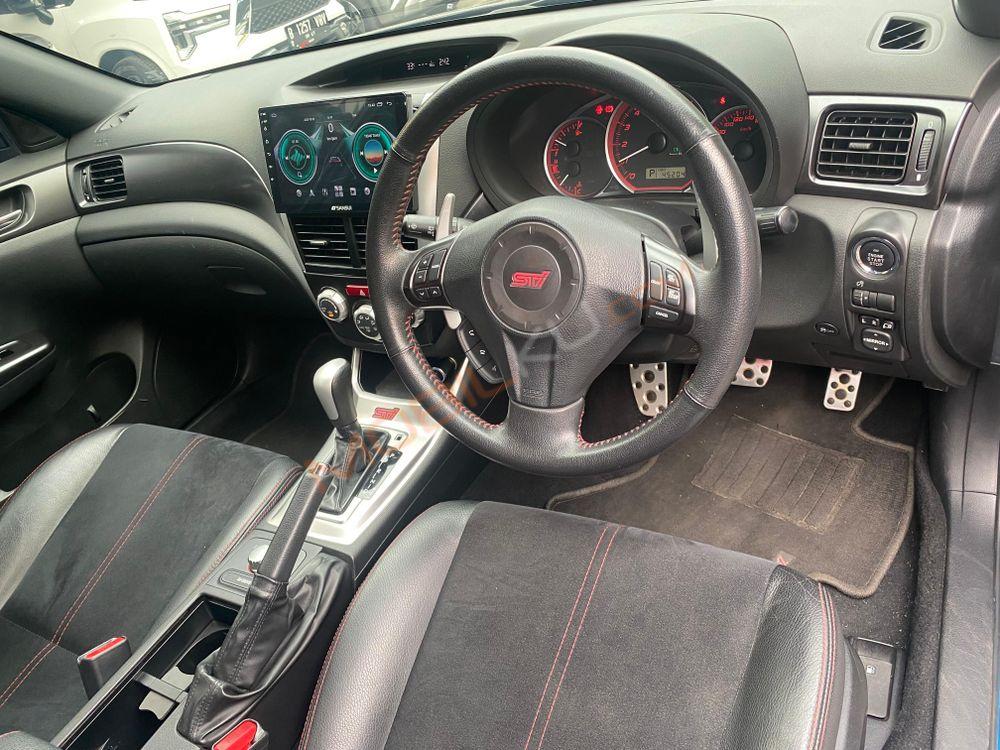 Mobil Subaru Impreza 2013