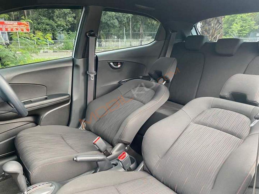 Mobil Honda Brio 2023