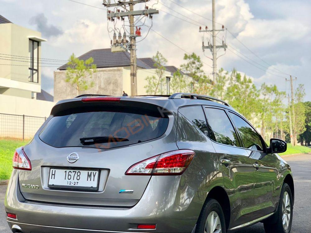 Mobil Nissan Murano 2012