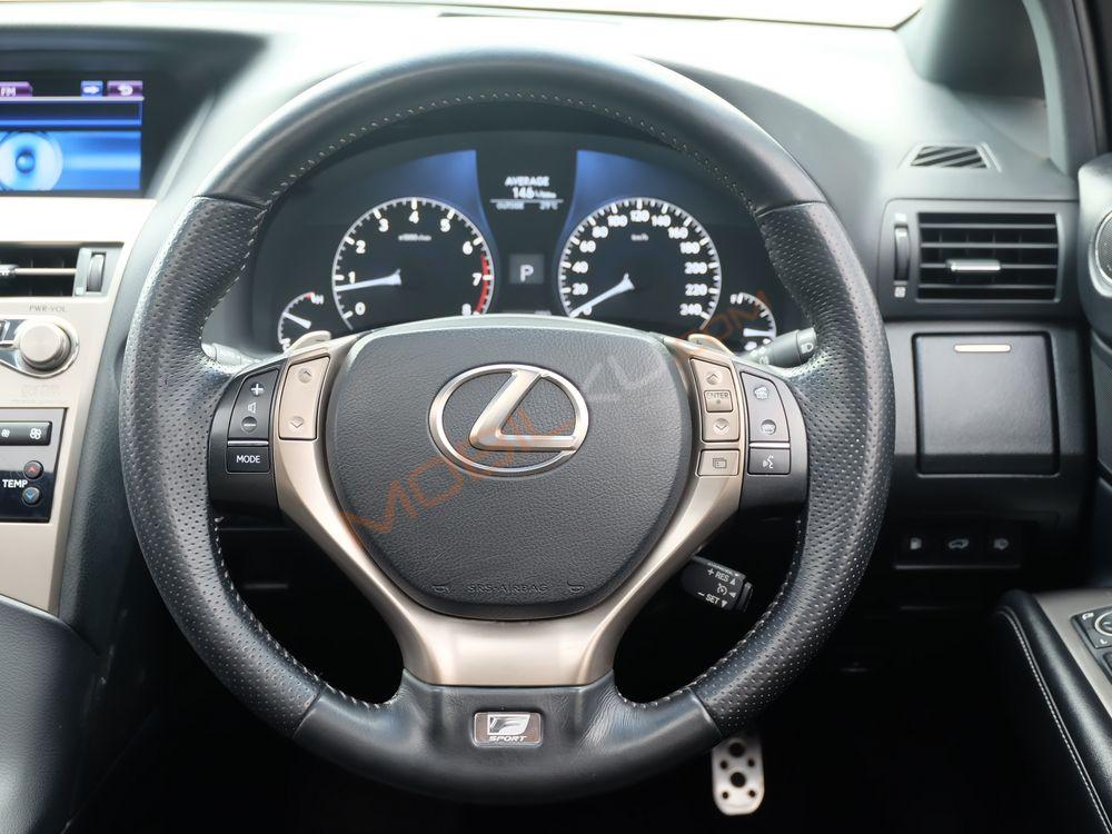 Mobil Lexus RX 2012