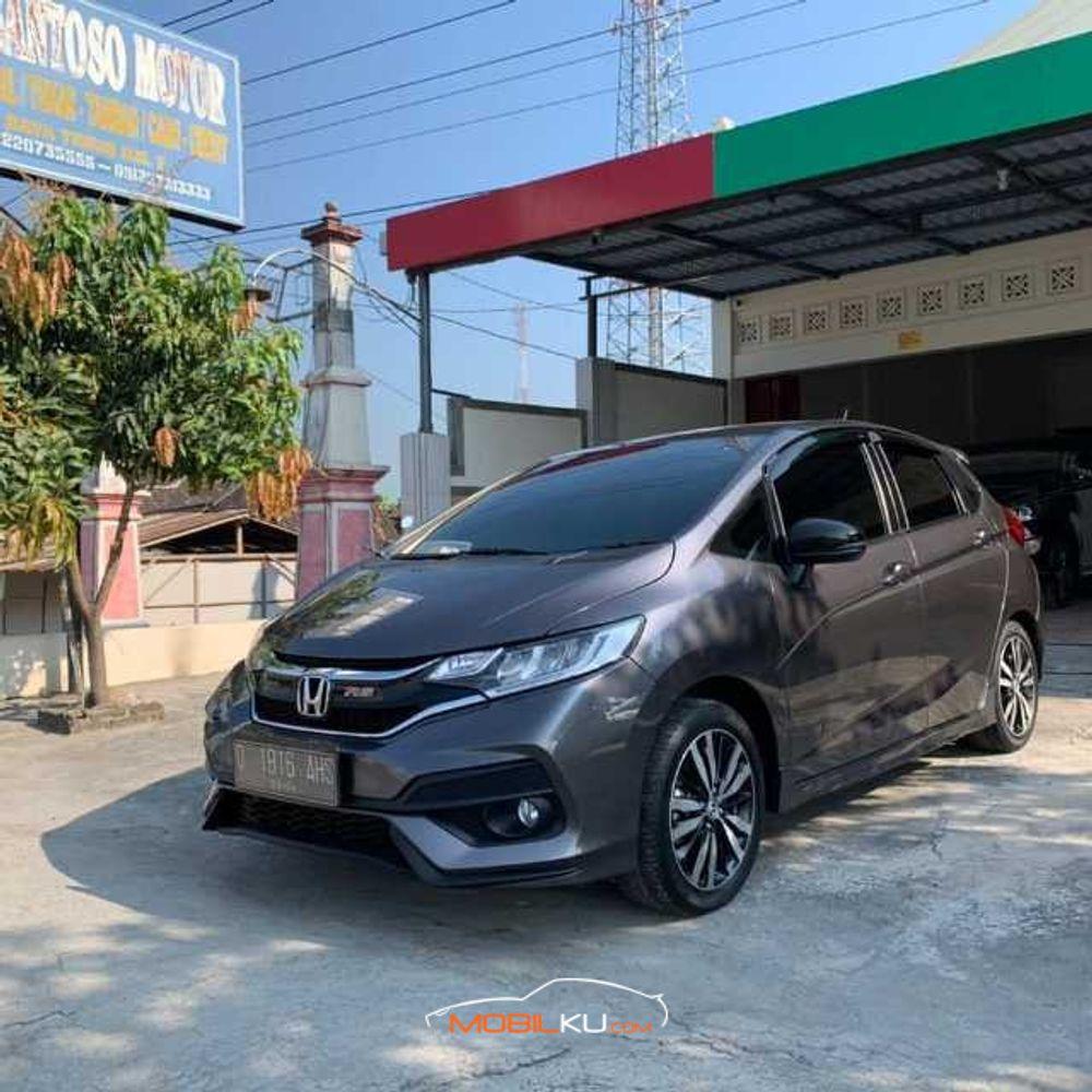 Mobil Honda Jazz 2019