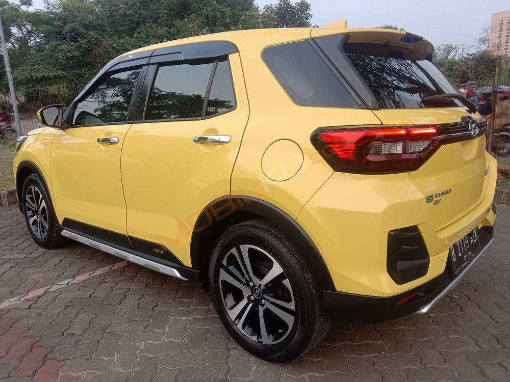 Mobil Daihatsu Rocky 2021