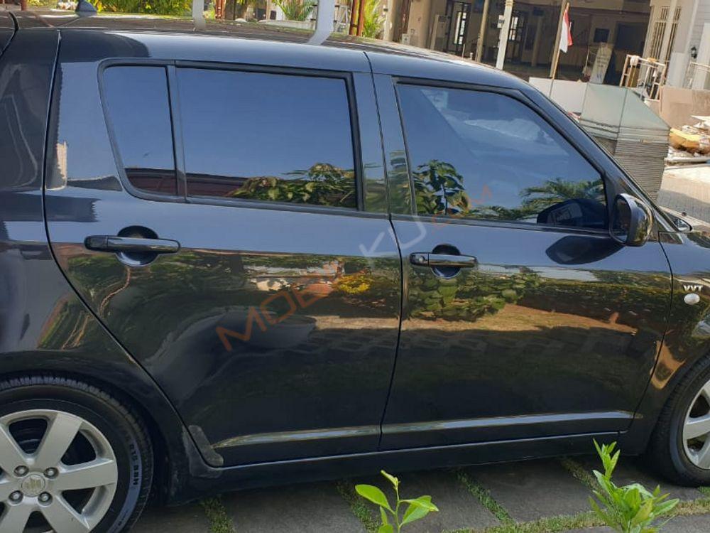 Mobil Suzuki Swift 2008