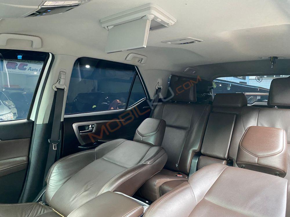 Mobil Toyota Fortuner 2020