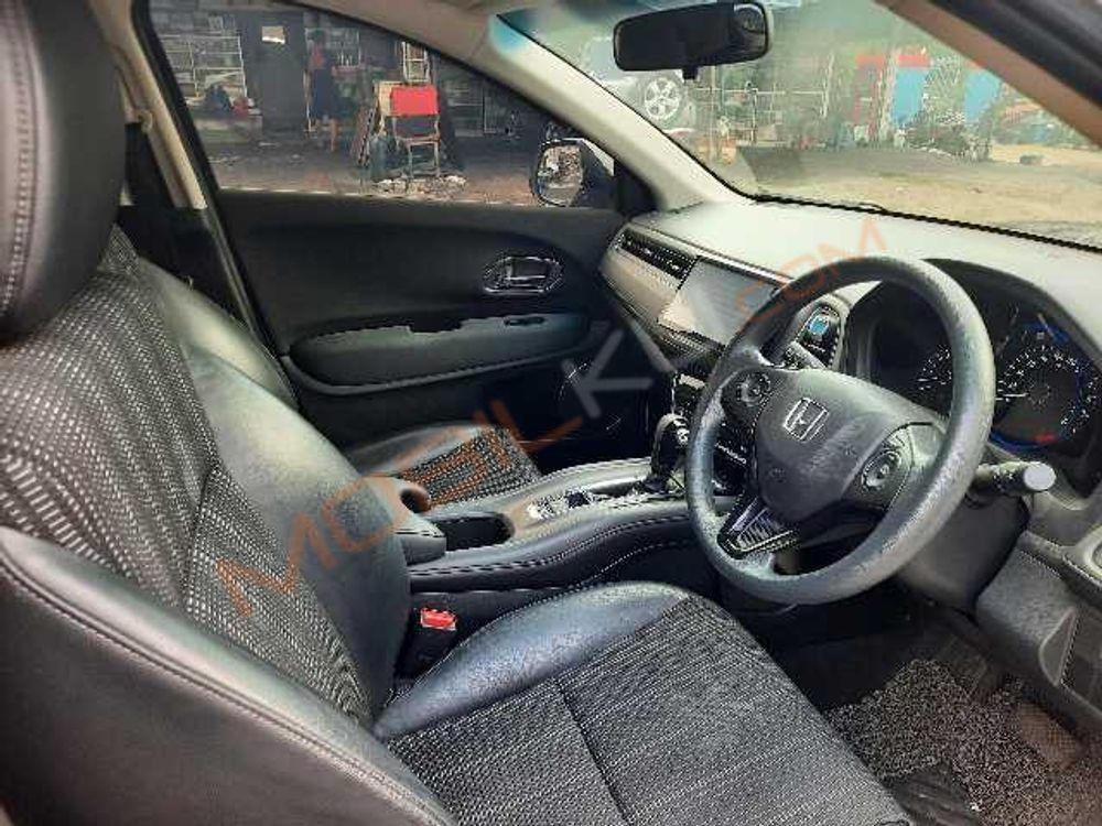 Mobil Honda HR-V 2016