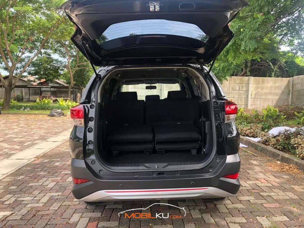 Mobil Toyota Rush 2019