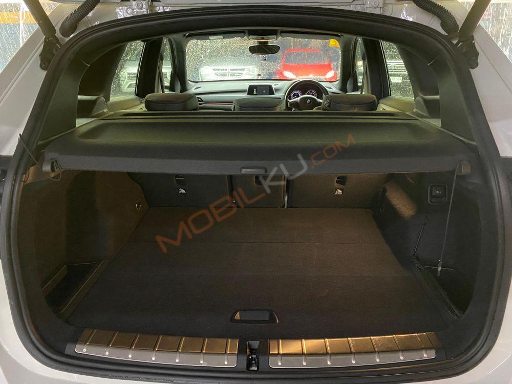 Mobil BMW X1 2019