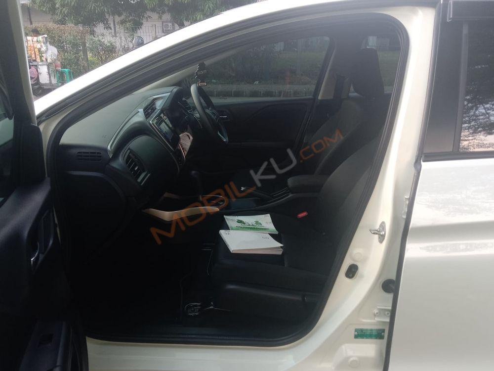Mobil Honda City Hatchback 2014