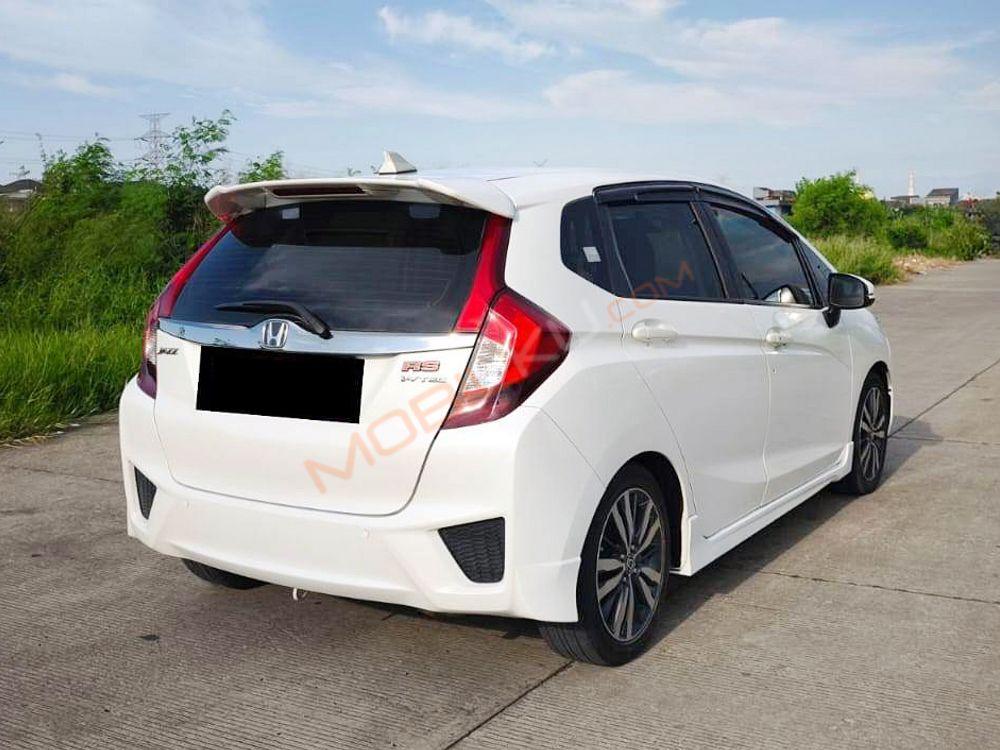 Mobil Honda Jazz 2015