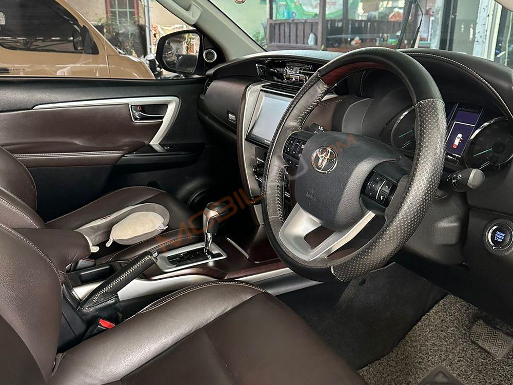 Mobil Toyota Fortuner 2016