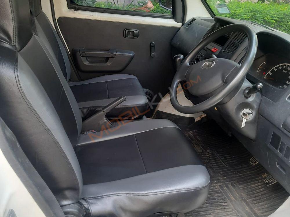 Mobil Daihatsu Gran Max 2019