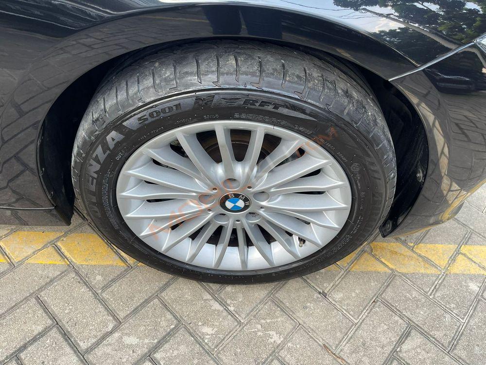 Mobil BMW 3 Series 2018