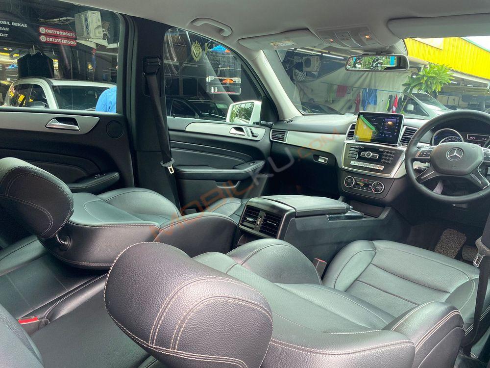 Mobil Mercedes-Benz ML 2015