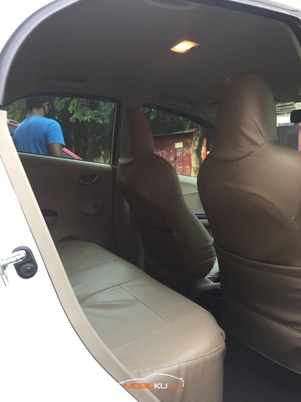 Mobil Honda Brio 2018