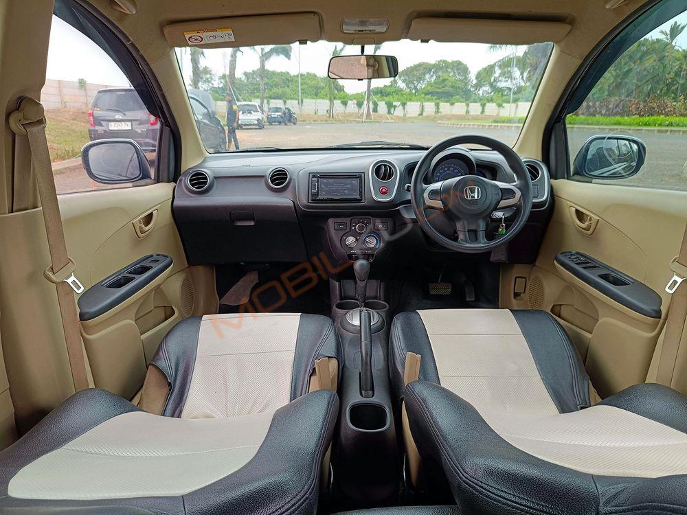 Mobil Honda Mobilio 2016
