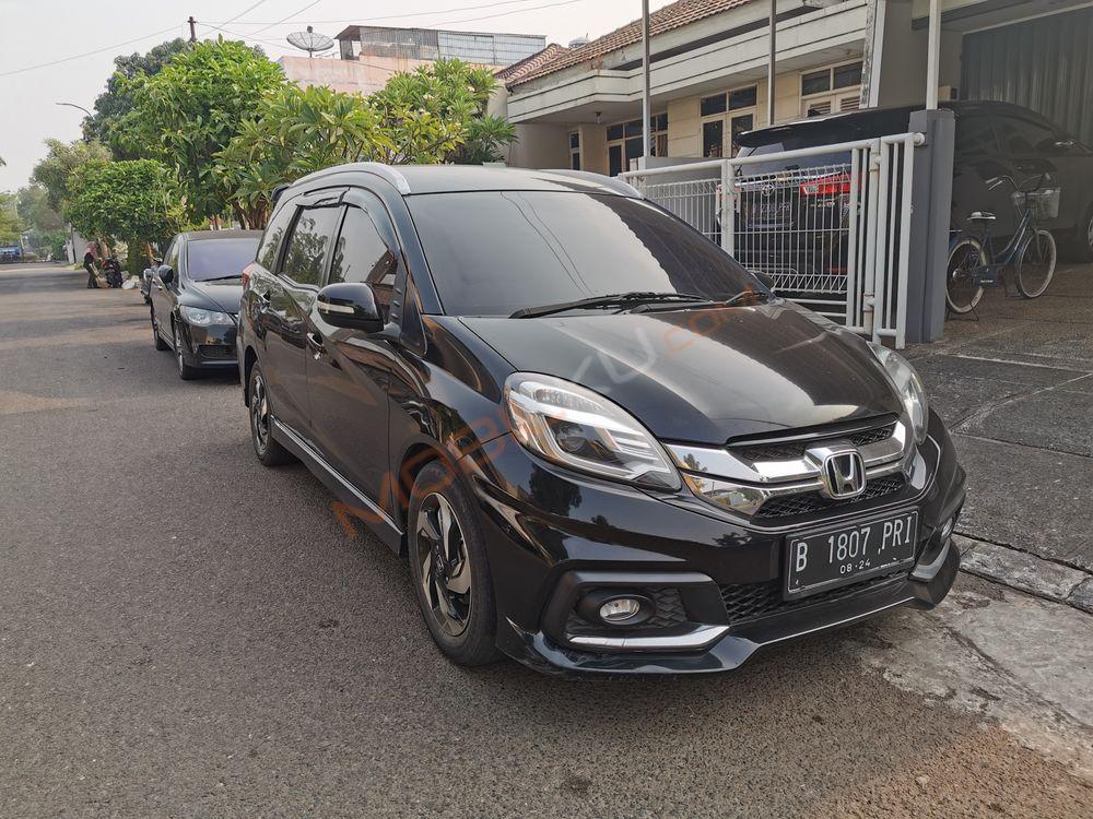 Mobil Honda Mobilio 2014