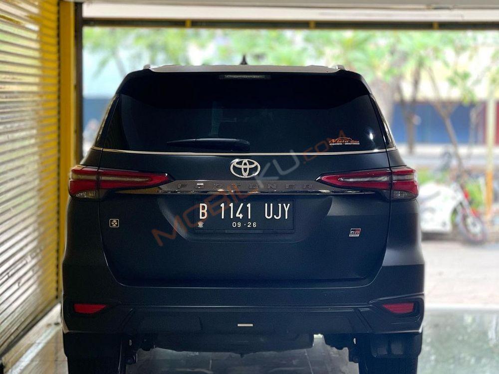 Mobil Toyota Fortuner 2021