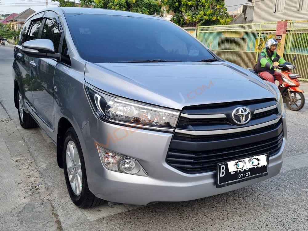 Mobil Toyota Kijang Innova 2017
