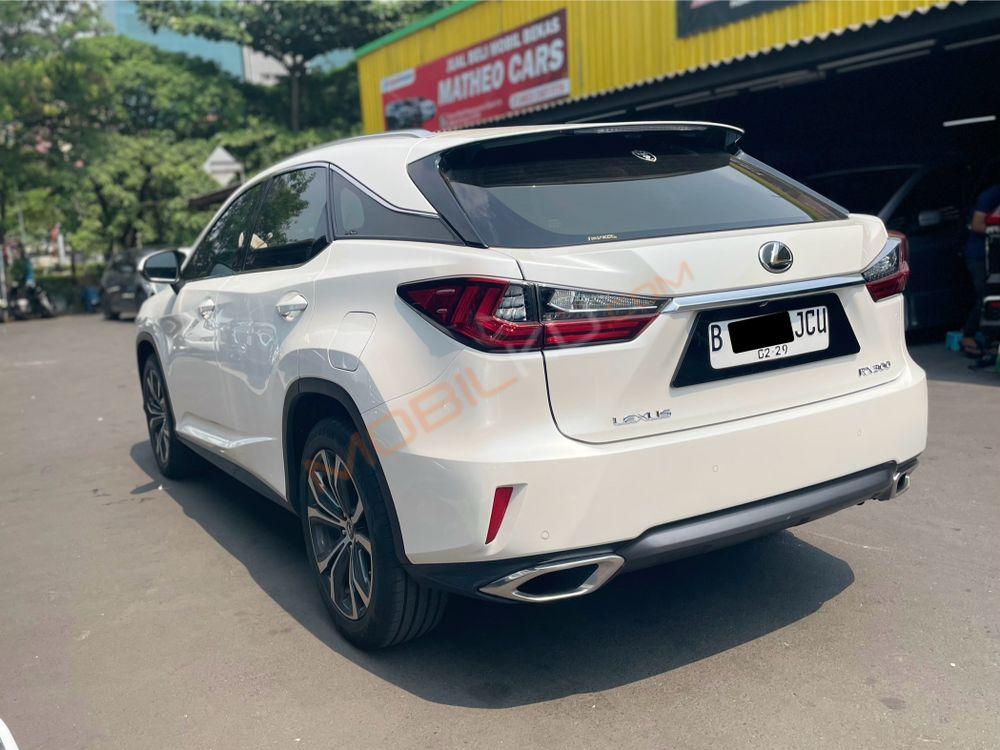 Mobil Lexus RX 2018