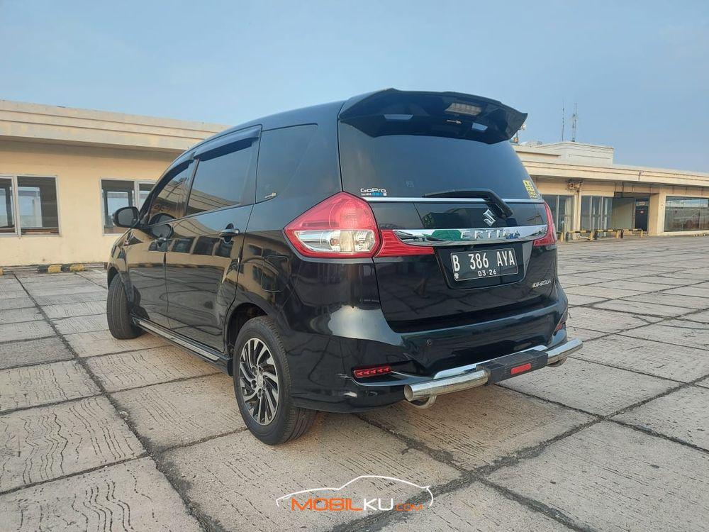 Mobil Suzuki Ertiga 2016